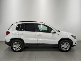 фото Volkswagen Tiguan I 2014