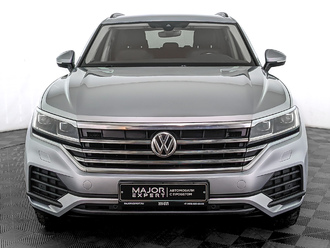 фото Volkswagen Touareg III 2018