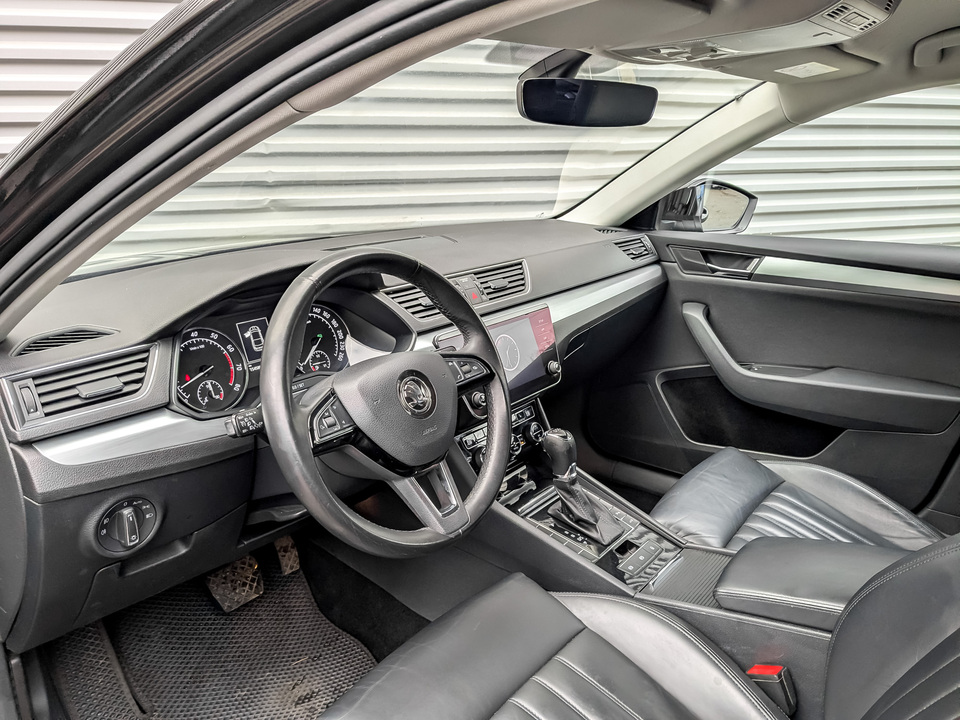 Skoda Superb с пробегом в автосалоне Форис Авто