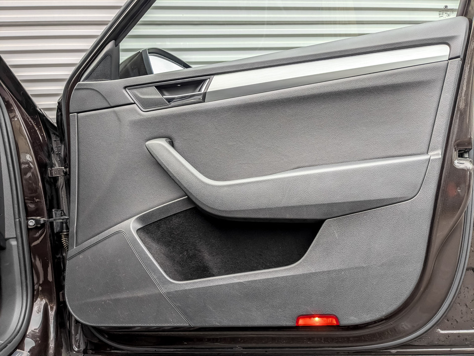 Skoda Superb с пробегом в автосалоне Форис Авто