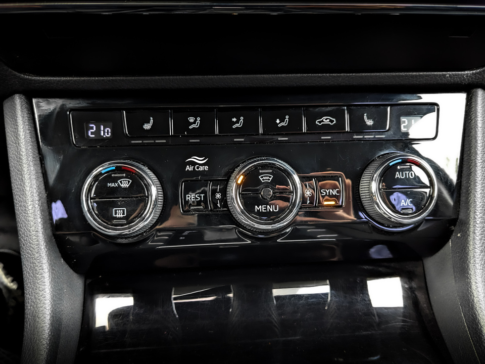 Skoda Superb с пробегом в автосалоне Форис Авто