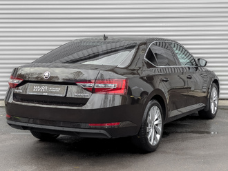 фото Skoda Superb III 2017