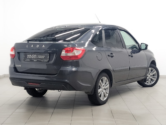 фото Lada Granta II 2021