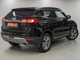 фото Geely Atlas 2021