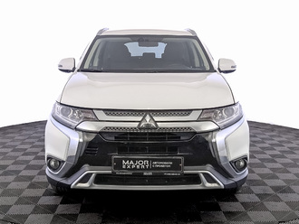 фото Mitsubishi Outlander III 2019
