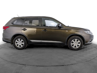 фото Mitsubishi Outlander III 2015