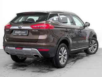 фото Geely Atlas 2020