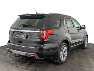 фото Ford Explorer V 2016