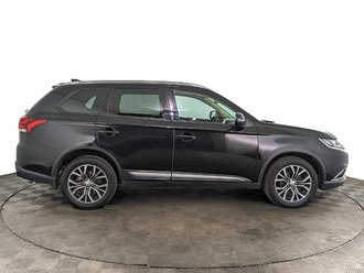 фото Mitsubishi Outlander III 2018