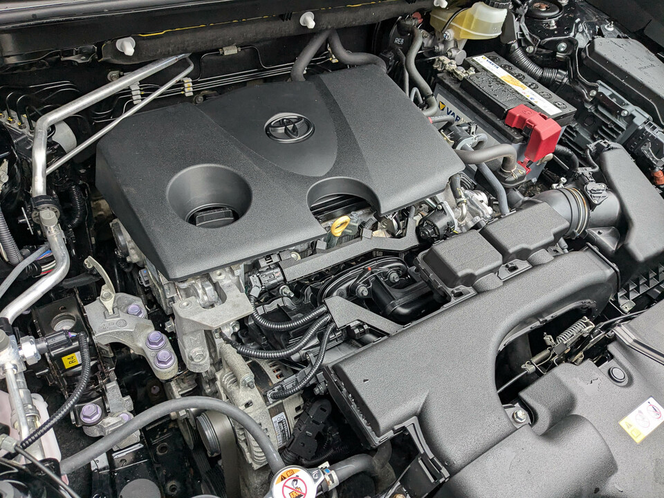 Toyota Rav-4 с пробегом в автосалоне Форис Авто