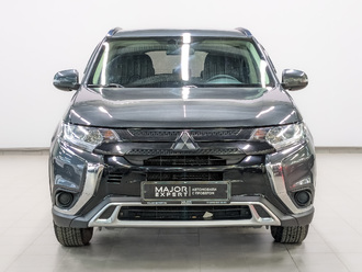фото Mitsubishi Outlander III 2022