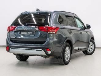 фото Mitsubishi Outlander III 2022