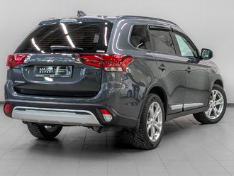 фото Mitsubishi Outlander III 2022