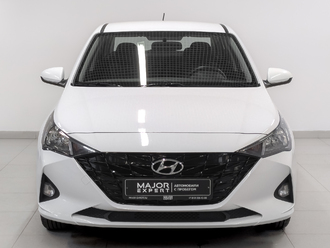 фото Hyundai Solaris II 2022
