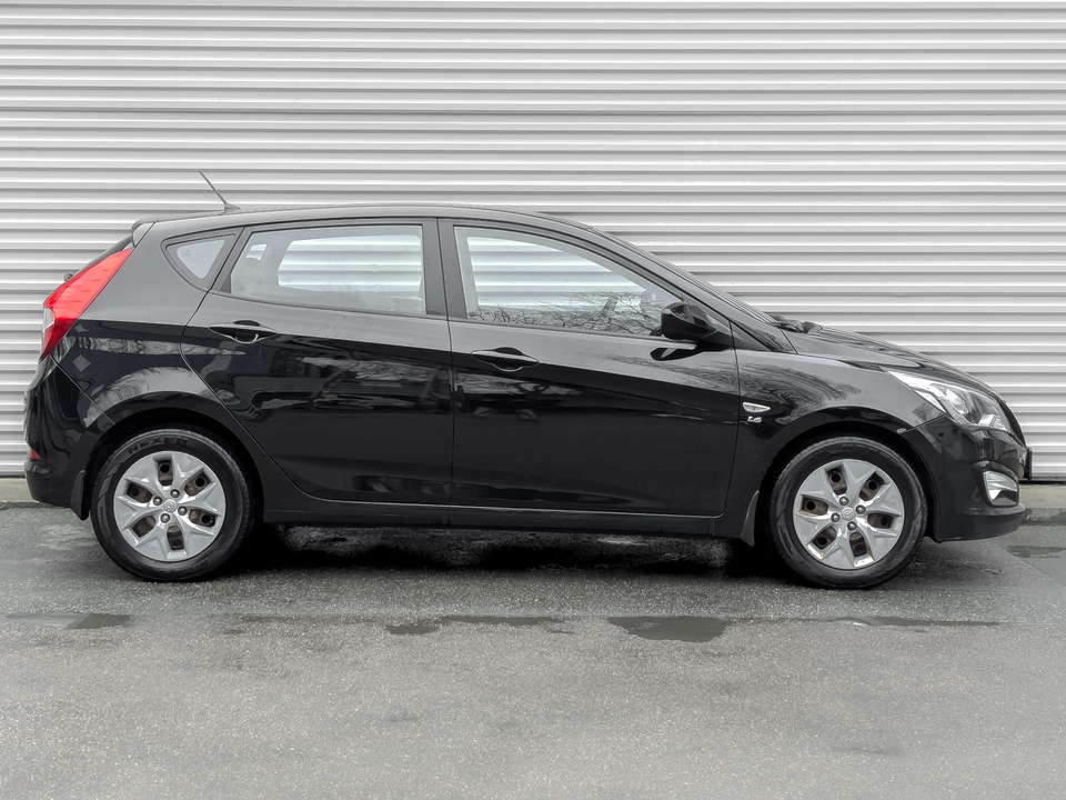 Hyundai Solaris с пробегом в автосалоне Форис Авто