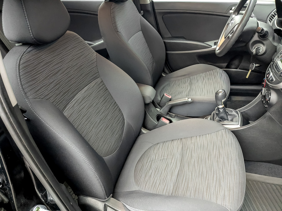 Hyundai Solaris с пробегом в автосалоне Форис Авто