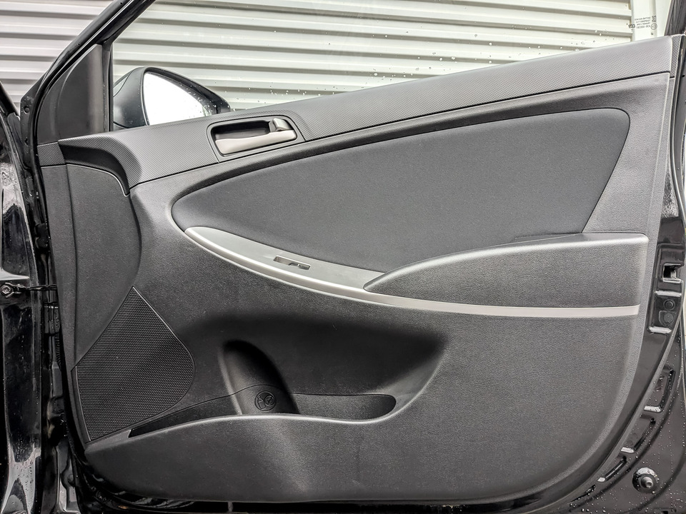 Hyundai Solaris с пробегом в автосалоне Форис Авто