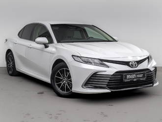фото Toyota Camry VIII 2023