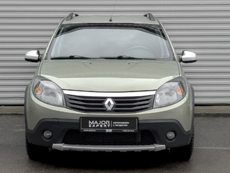 фото Renault Sandero 2013