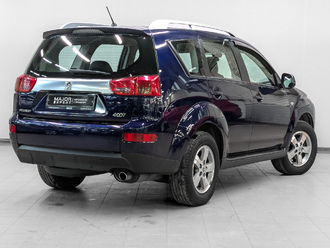 фото Peugeot 4007 2011