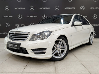 фото Mercedes-Benz C (W/S204) 2011