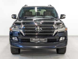 фото Toyota Land Cruiser 200 2018