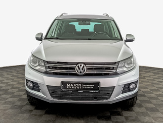 фото Volkswagen Tiguan I 2016