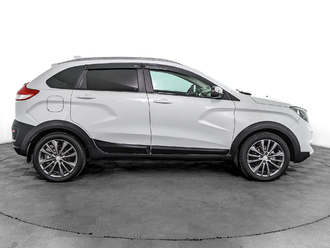 фото Lada XRAY 2020