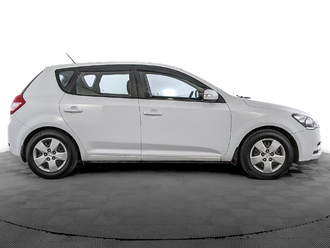 фото Kia Cee`d I 2010