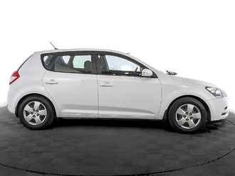 фото Kia Cee`d I 2010