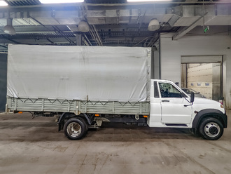 фото УАЗ Profi 2023