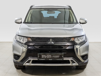 фото Mitsubishi Outlander III 2022