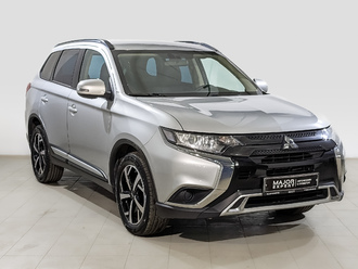 фото Mitsubishi Outlander III 2022
