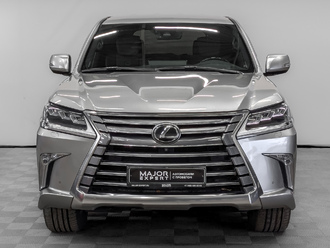 фото Lexus LX III 2020