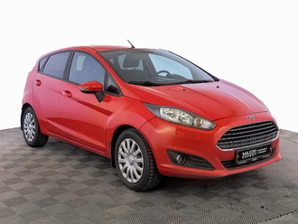 фото Ford Fiesta VII 2016