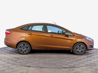 фото Ford Fiesta VII 2016