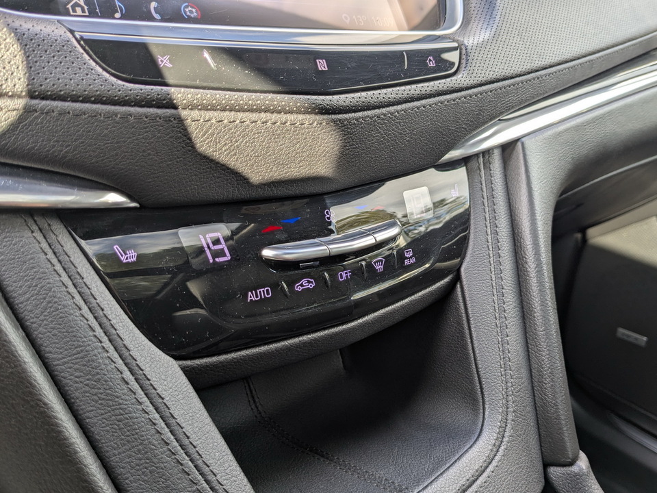 Cadillac XT5 с пробегом в автосалоне Форис Авто