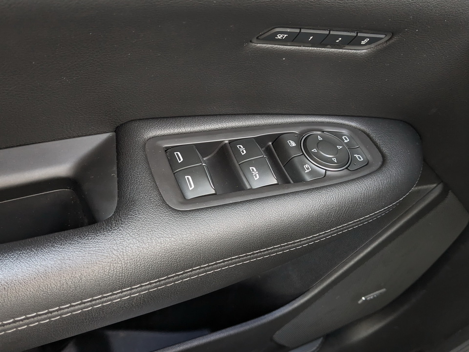 Cadillac XT5 с пробегом в автосалоне Форис Авто