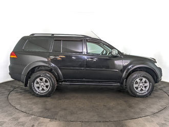 фото Mitsubishi Pajero Sport II 2012