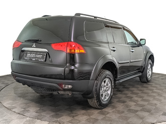 фото Mitsubishi Pajero Sport II 2012