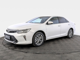 фото Toyota Camry VII 2017