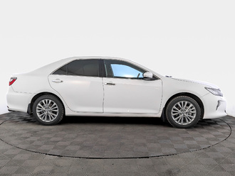 фото Toyota Camry VII 2017