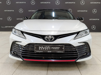 фото Toyota Camry VIII 2021