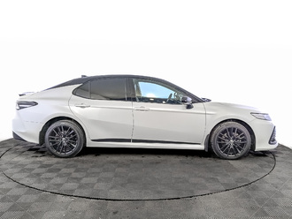 фото Toyota Camry VIII 2021