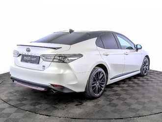 фото Toyota Camry VIII 2021