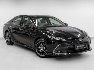 фото Toyota Camry VIII 2022