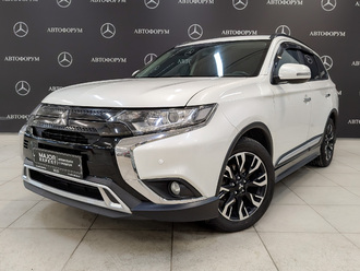 фото Mitsubishi Outlander III 2021