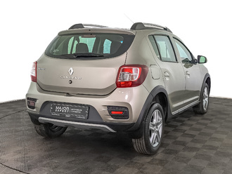 фото Renault Sandero II 2018