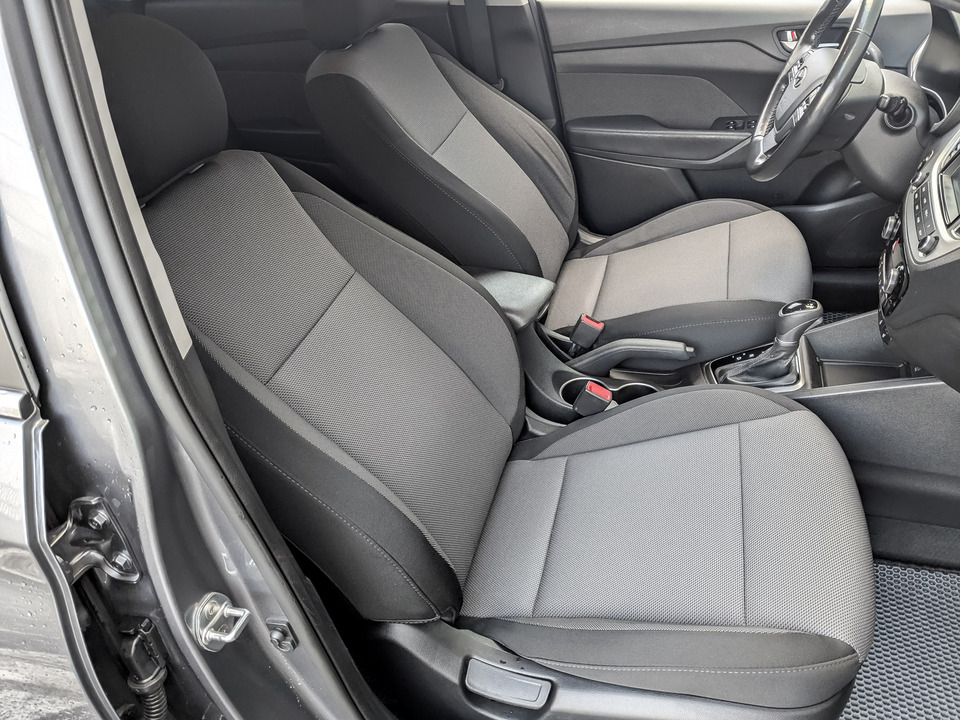 Hyundai Solaris с пробегом в автосалоне Форис Авто