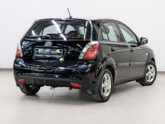 фото Kia Rio II 2011